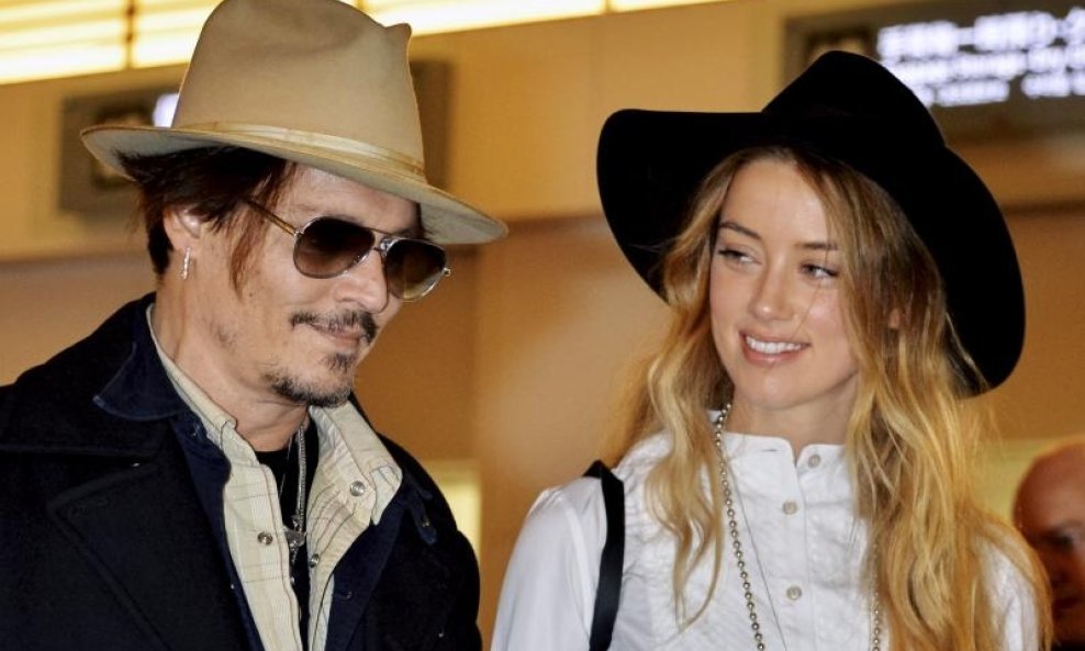 Johnny Depp sa suprugom Amber 