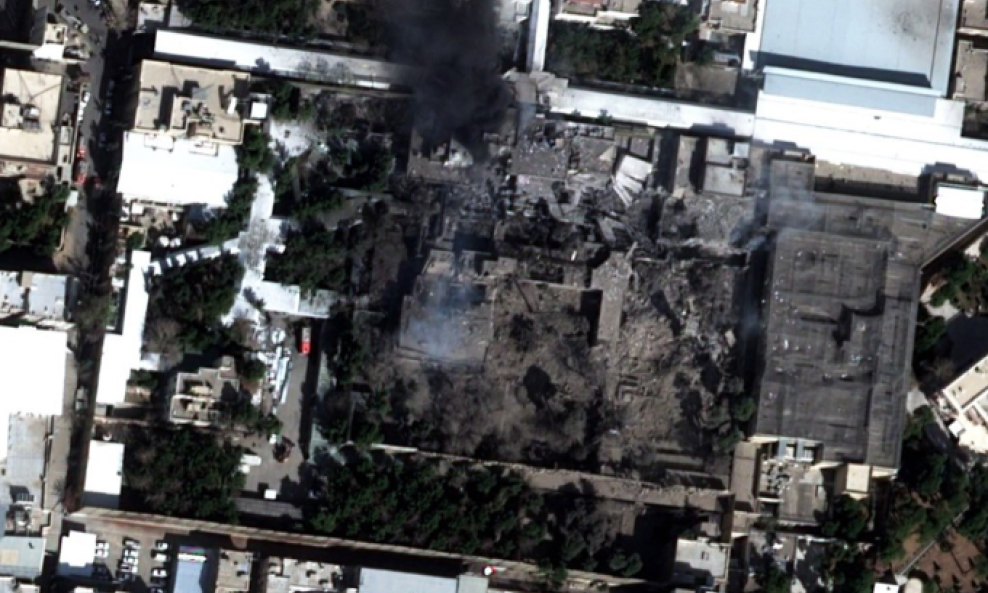 Satelitska snimka: Kompleks iranskog ajatolaha nakon napada