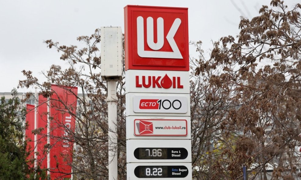 Lukoil u Rumunjskoj - Ilustracija