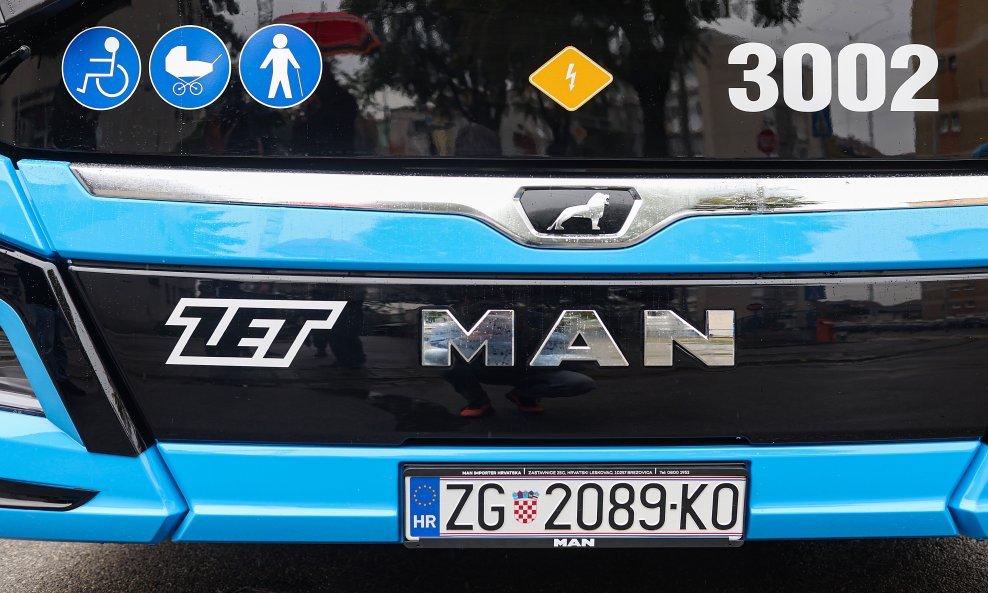 Autobusi (ilustracija)