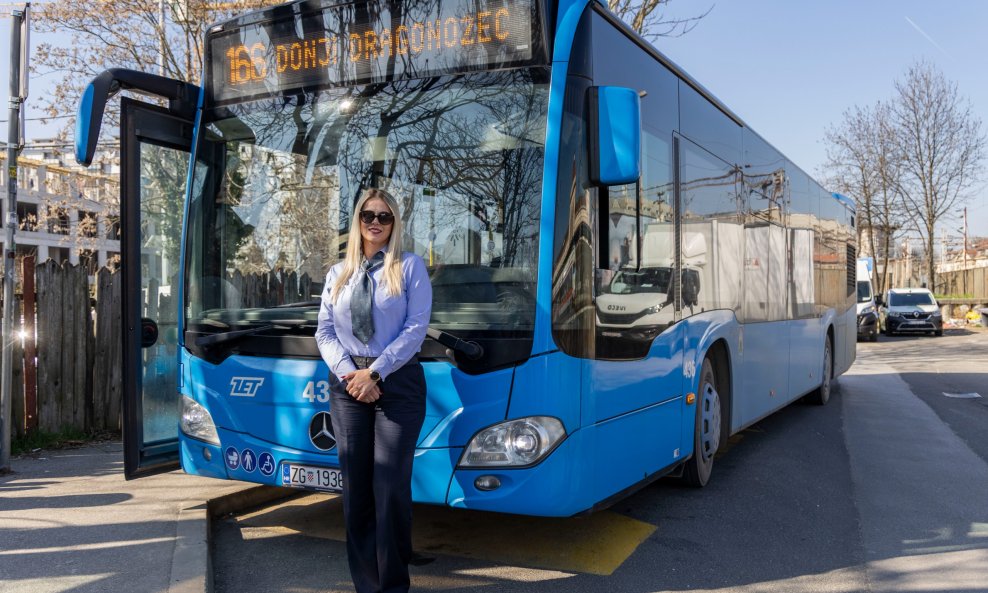 Magdalena Andrić, vozačica autobusa