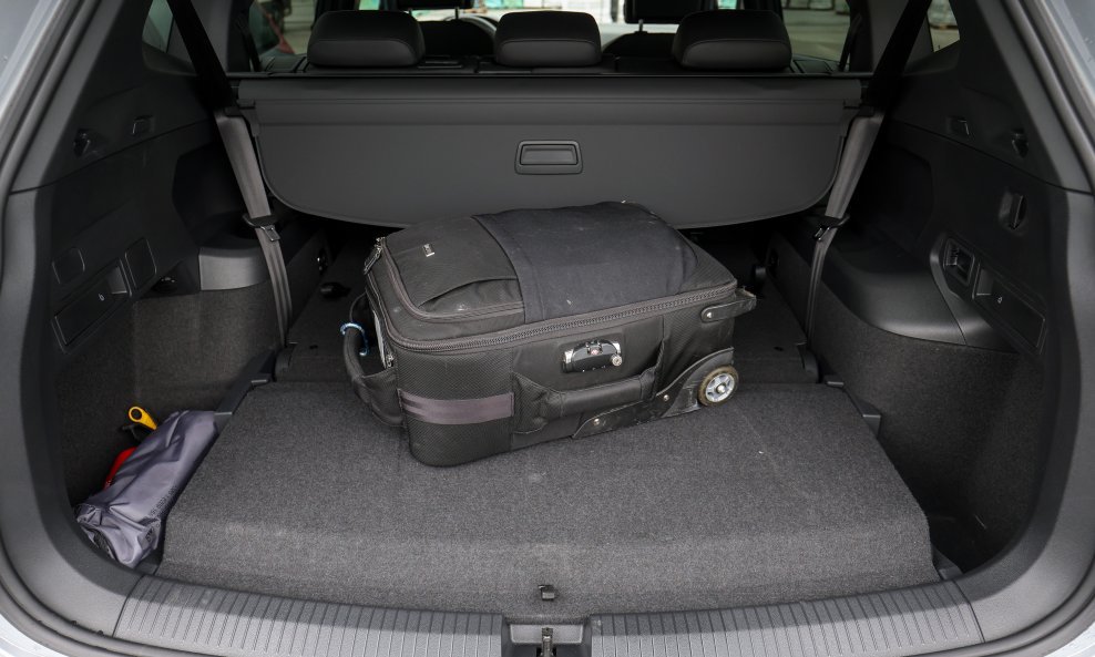 Prtljažnik automobila