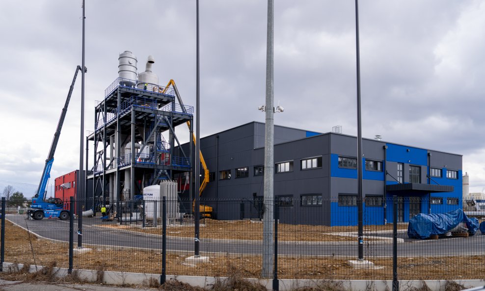 Tvornica za preradu litija