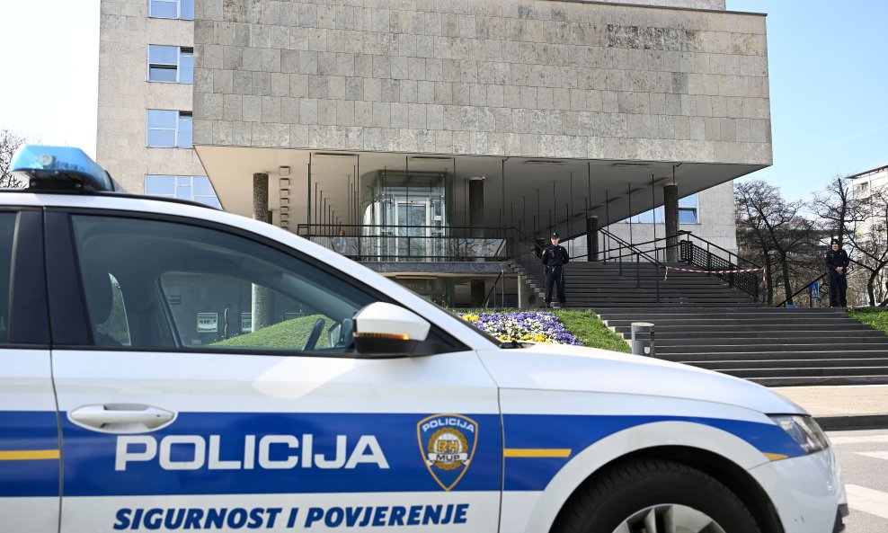 Dojava o bombi u zagrebačkom Gradskom poglavarstvu