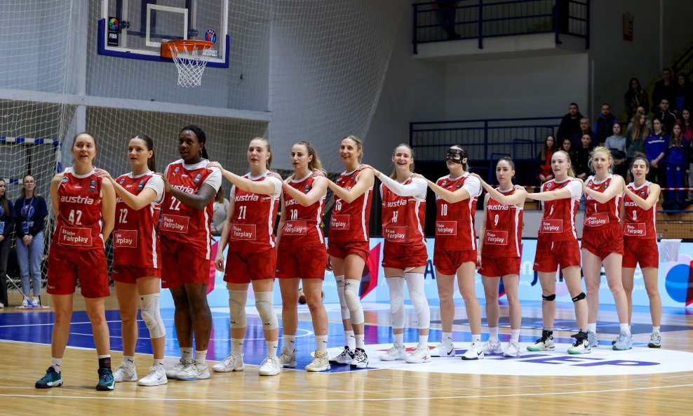 Hrvatska ženska košarkaška reprezentacija