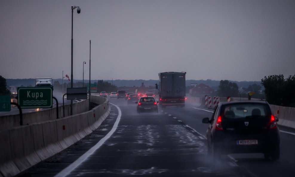 Autocesta - ilustracija