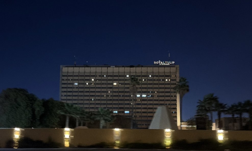 Pogođeni hotel u Bagdadu