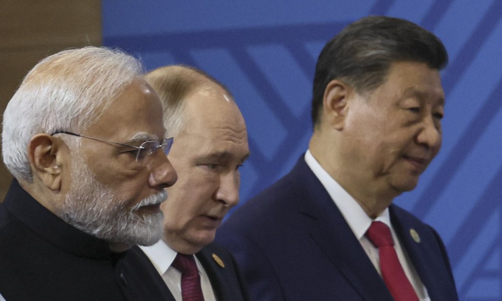 Narendra Modi, Vladimir Putin i Xi Jinping