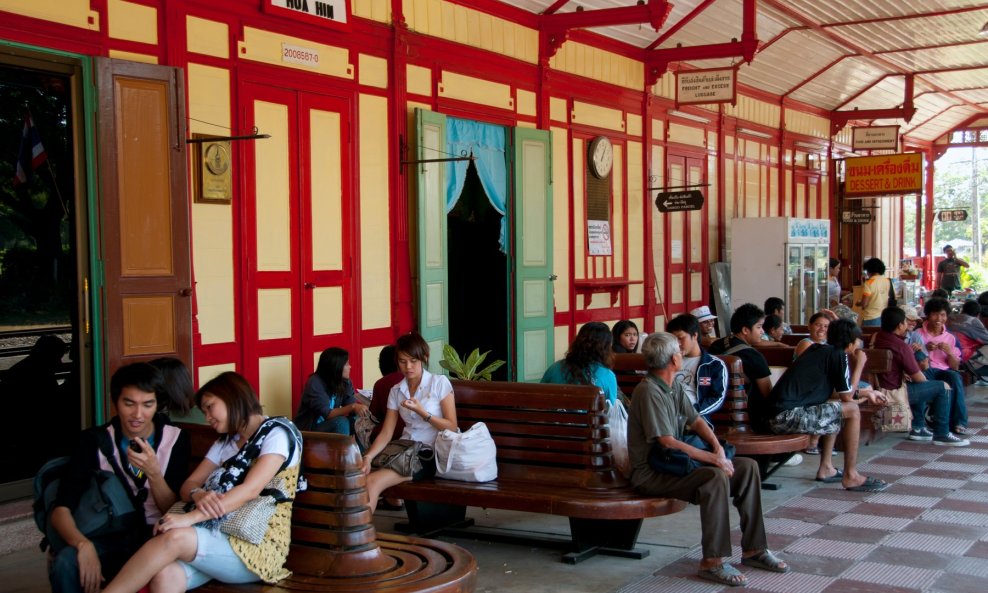 Željeznička postaja u Hua Hinu