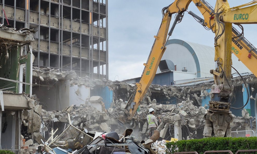 Rušenje zapadnog aneksa Vjesnika
