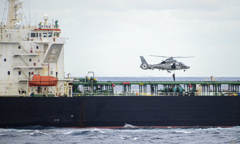 Francuski upad na ruski tanker u sjeni