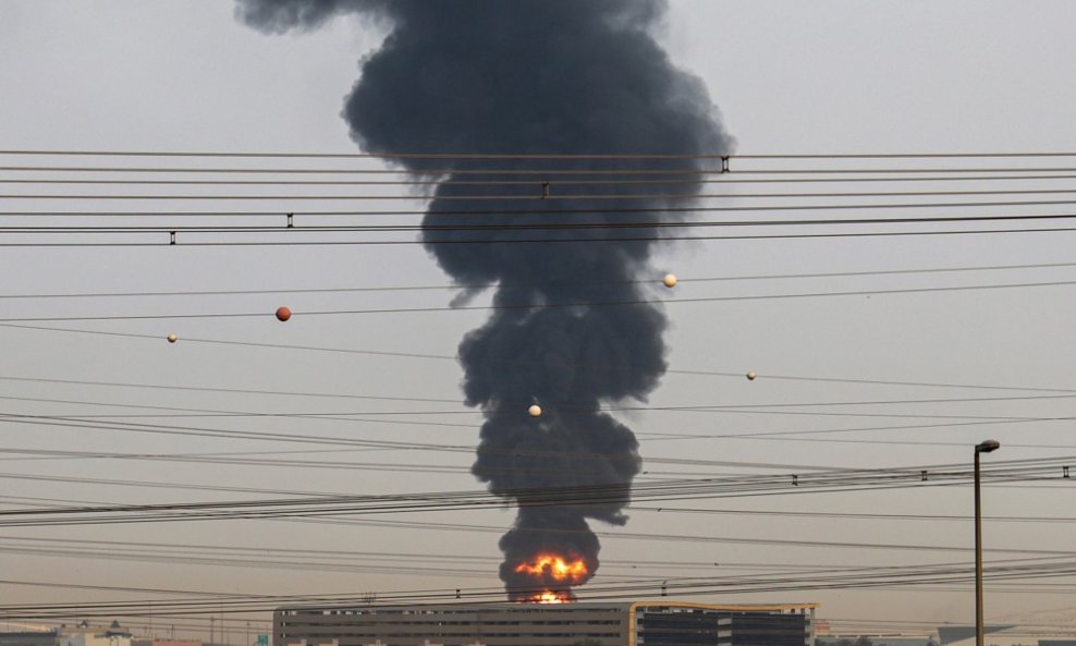 Napad dronom, ilustracija