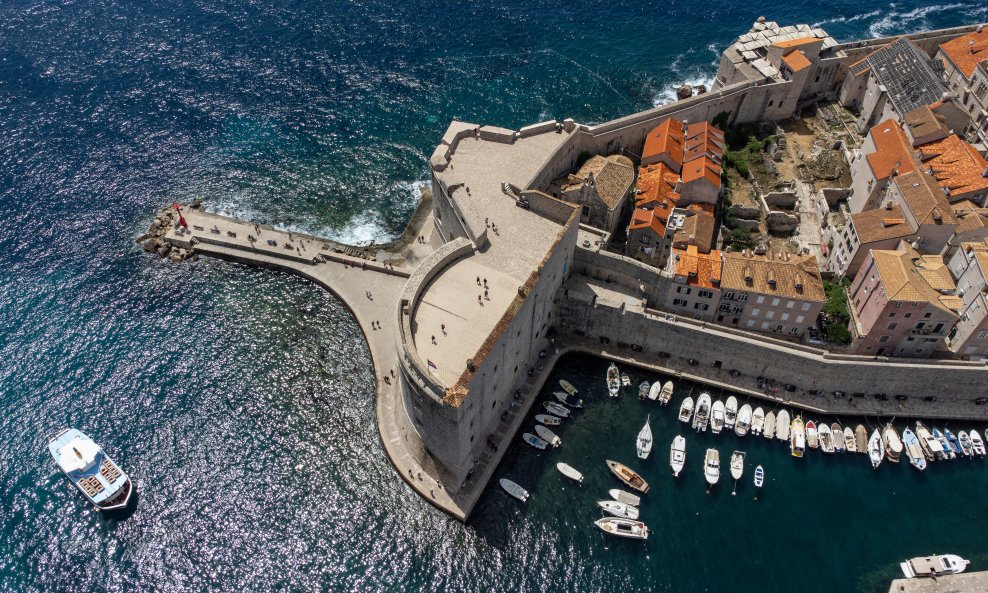 Dubrovnik je jedna od najpopularnijih turističkih destinacija Hrvatske - Ilustracija