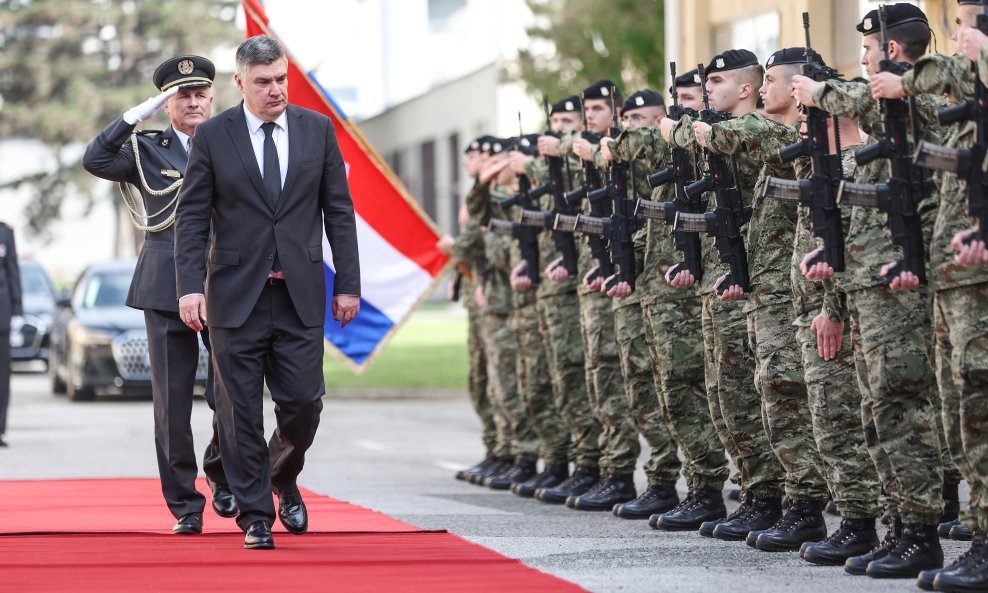 EU je dobrodošla senzacija, dok traje. To je to, nemam tu nikakvih iluzija, rekao je Milanović