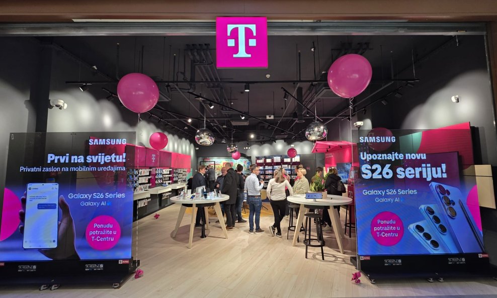 Otvoren novi T-Centar u Portanova Osijeku