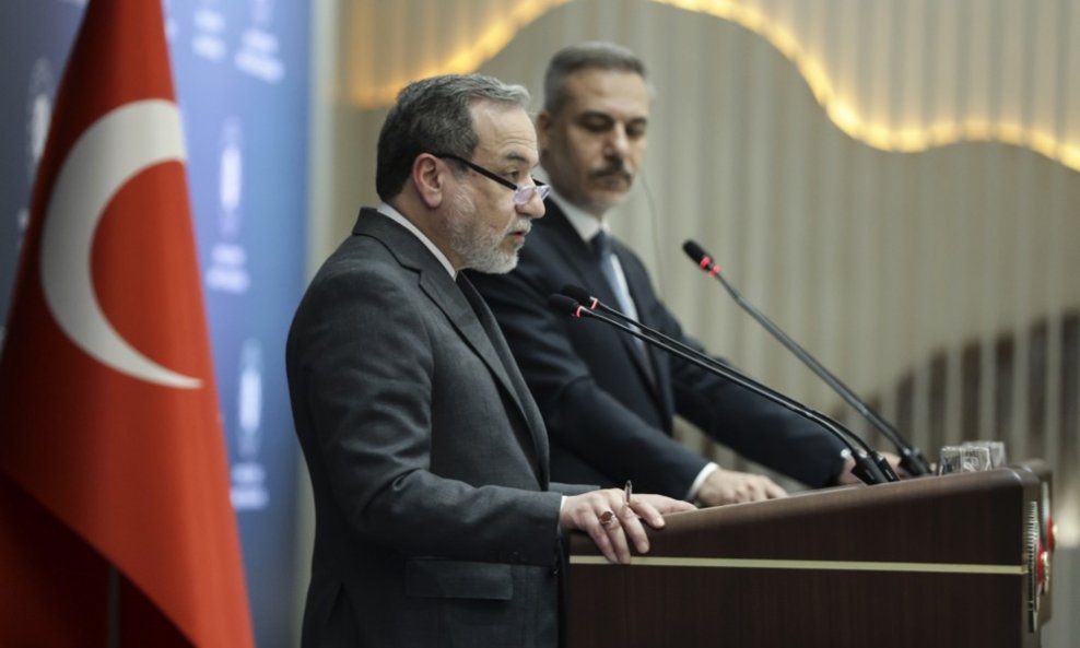 Hakan Fidan i Abbas Araghchi