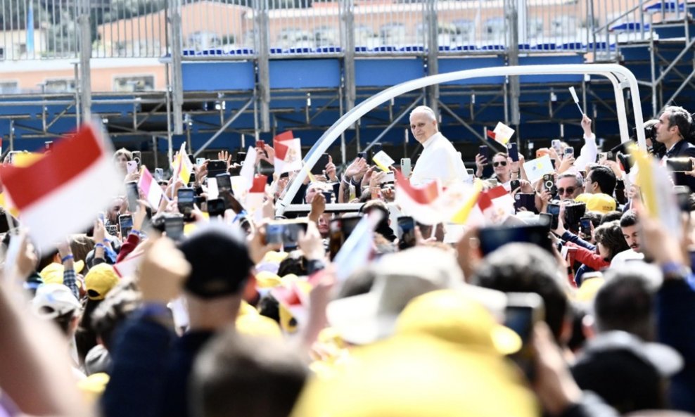 Papa u posjetu Monaku