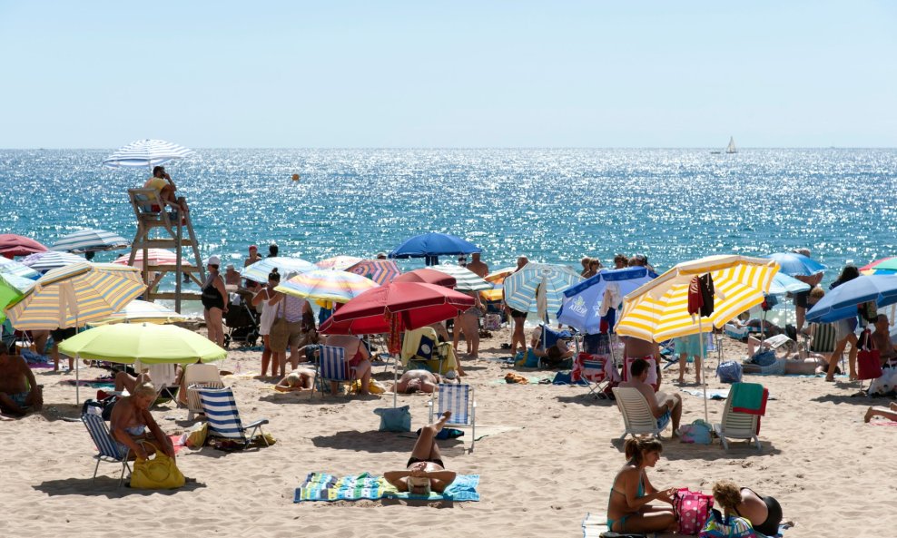 Turisti u Španjolskoj/Ilustracija