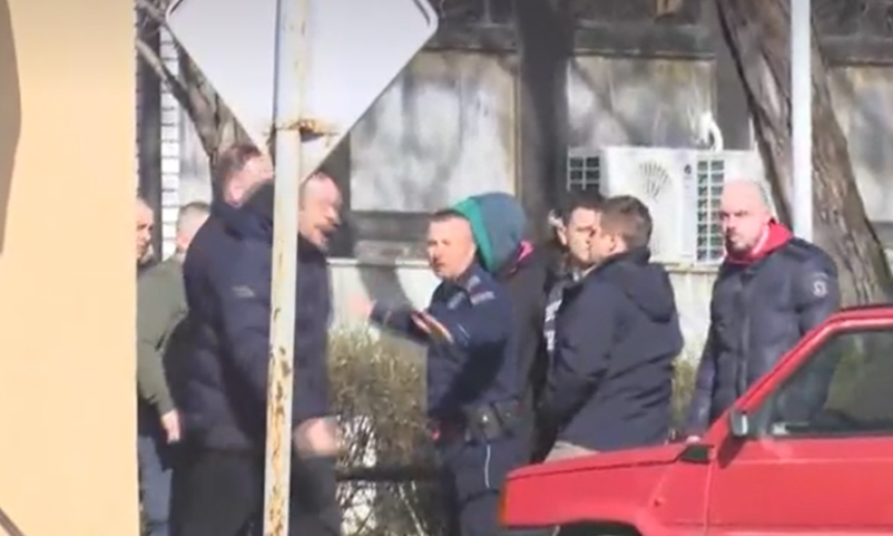 Incident na izborima u Srbiji