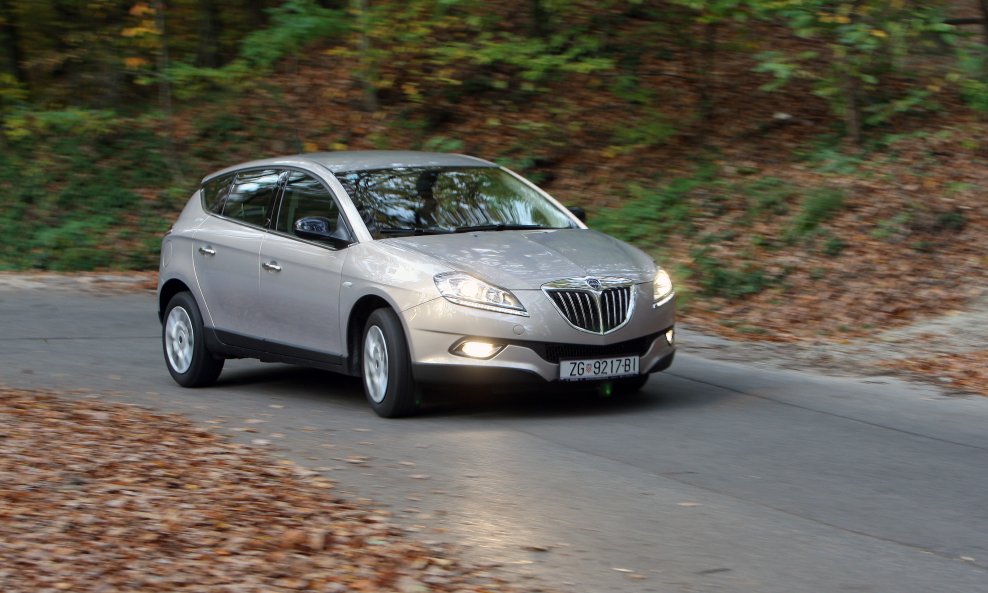 Automobil (ilustracija)