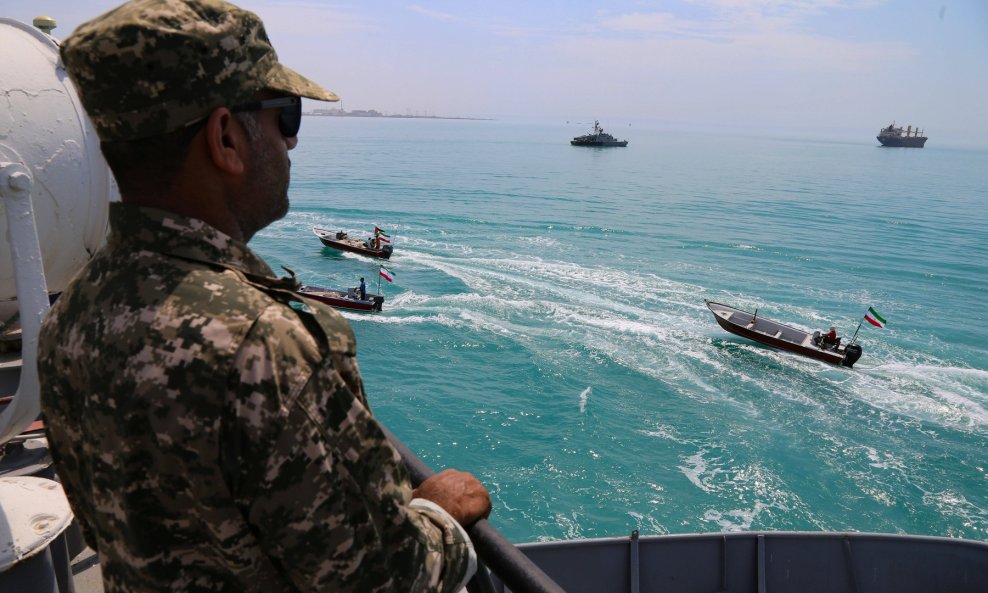 Pripadnik Revolucionarne garde Irana, Perzijski zaljev