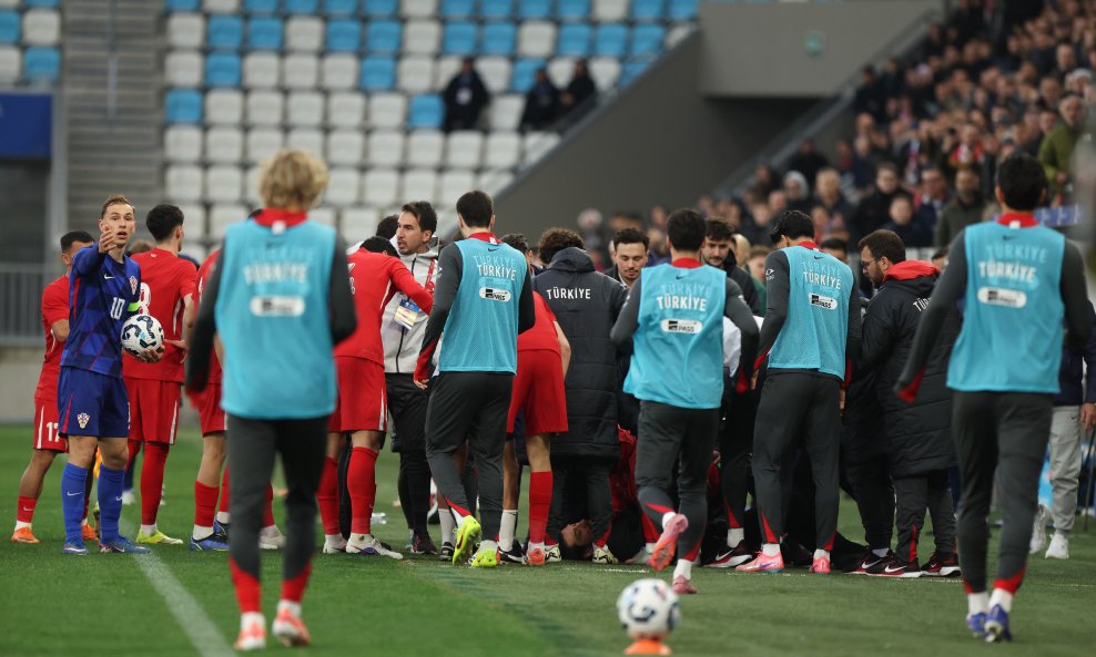 Izbornik Turske se srušio