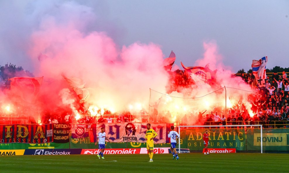 Torcida na utakmici Istra 1961 - Hajduk