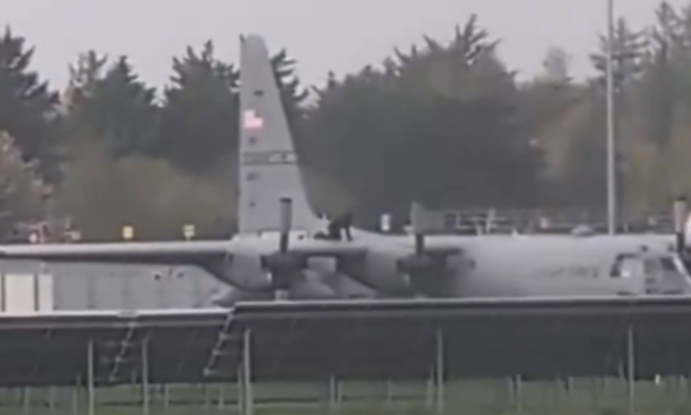 Incident u zračnoj luci Shannon u Irskoj