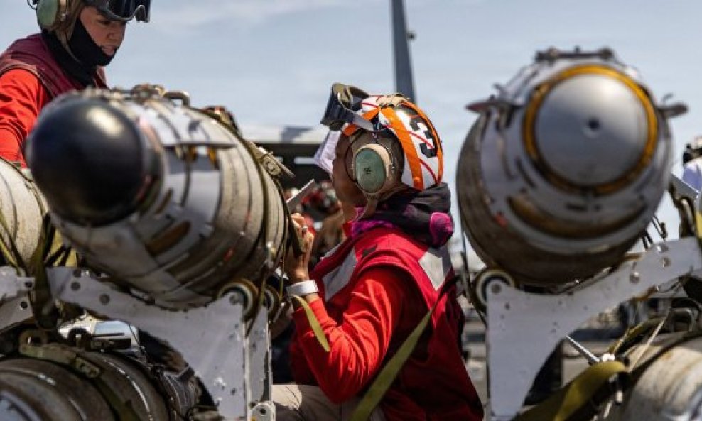 Američki marinci na USS Gerald Ford