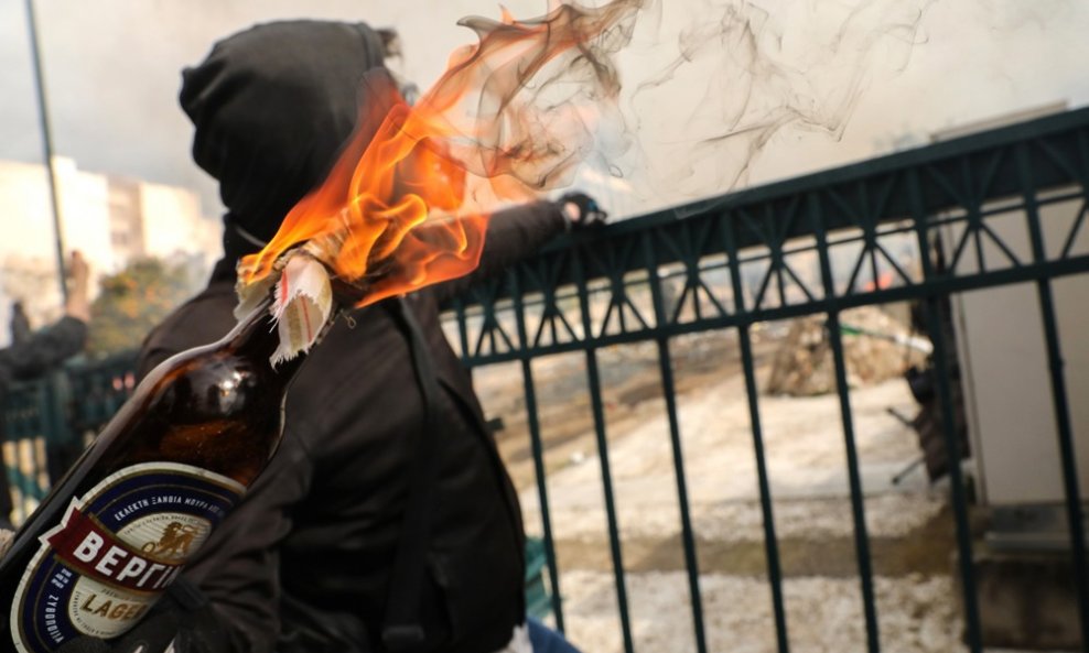 Molotovljev koktel - ilustracija