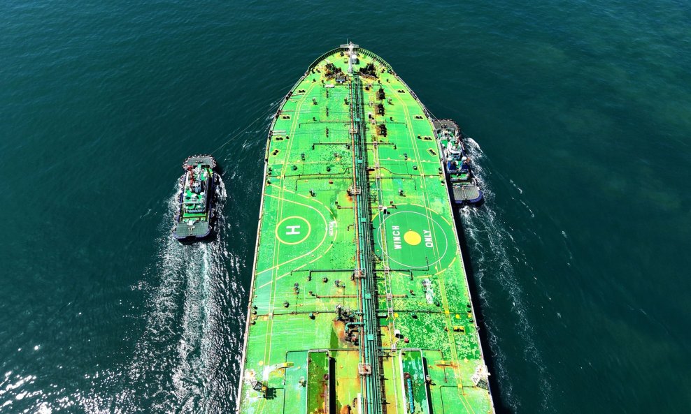 Kineski tanker s naftom Rich Starry