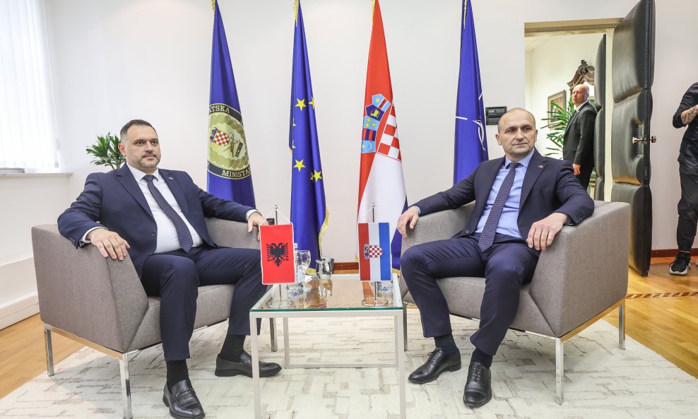 Ivan Anušić s albanskim kolegom Ermalom Nufijem