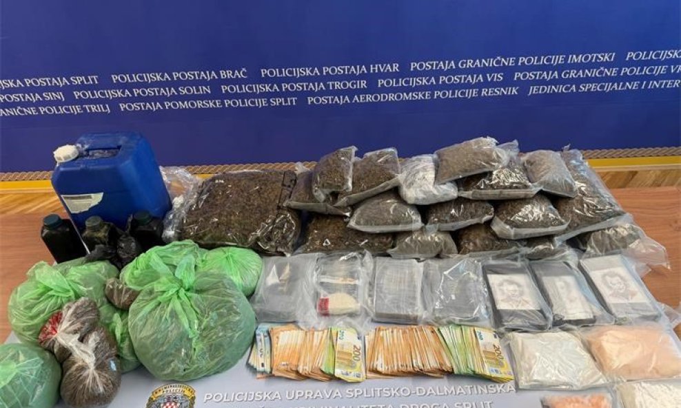 Makarska policija zaplijenila velike količine droge 28-godišnjaku