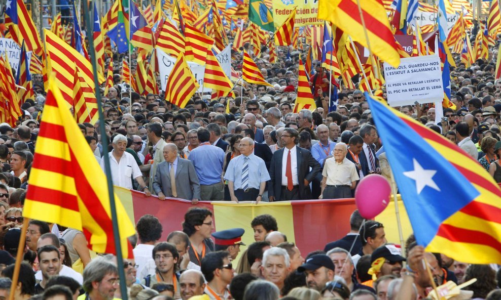 Predsjednik Katalonije Jose Montilla predvodio je prosvjed za nezavisnost ove španjolske pokrajine
