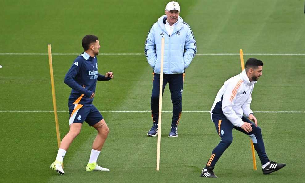 Ceballos i Ancelotti