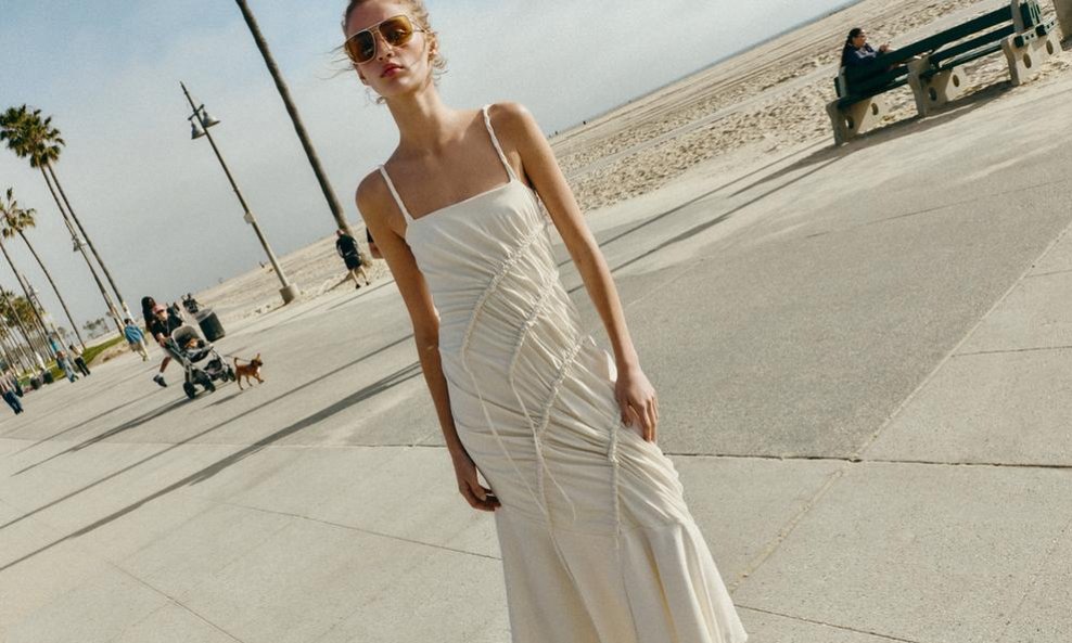 Duge, bijele haljine