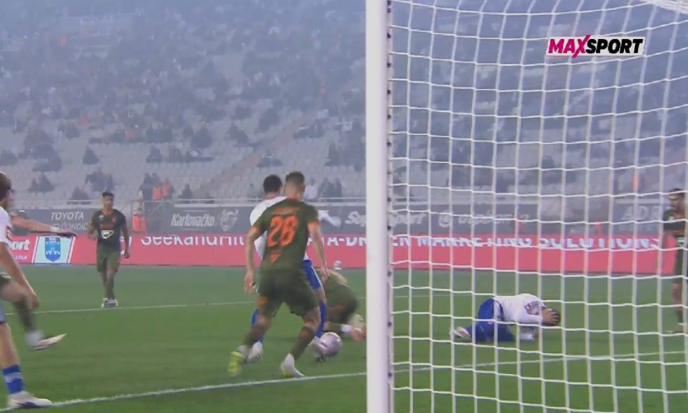 Rebić i Hasić se sudarili glavama