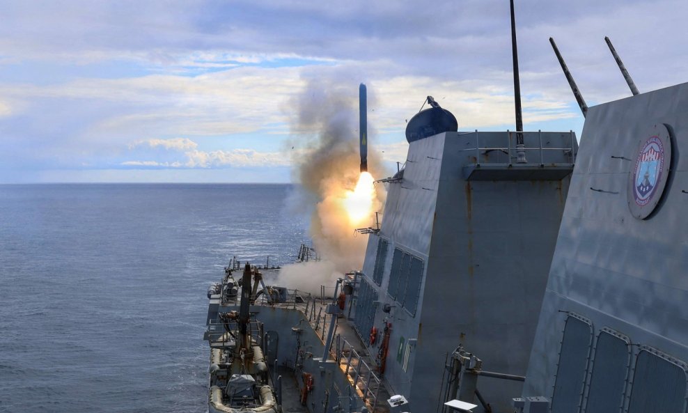 Ispaljivanje projektila Tomahawk