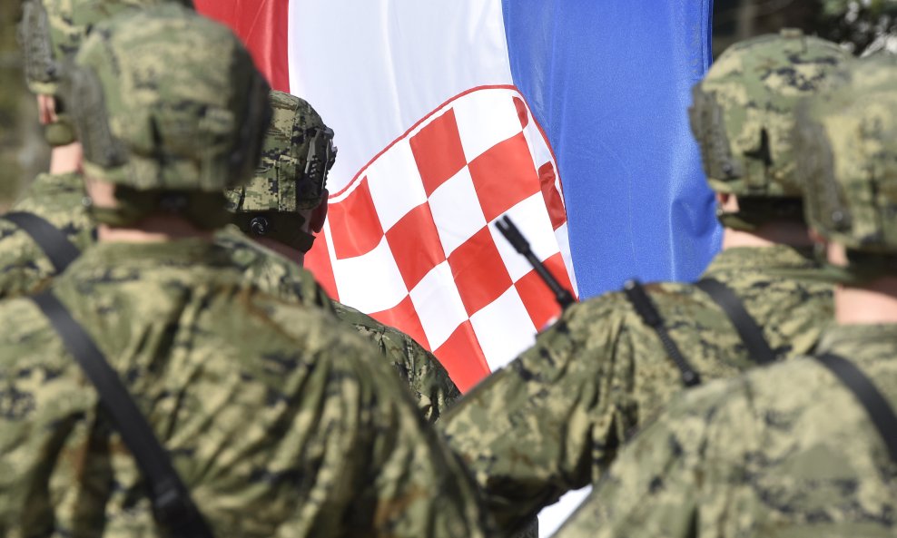 Hrvatska vojska