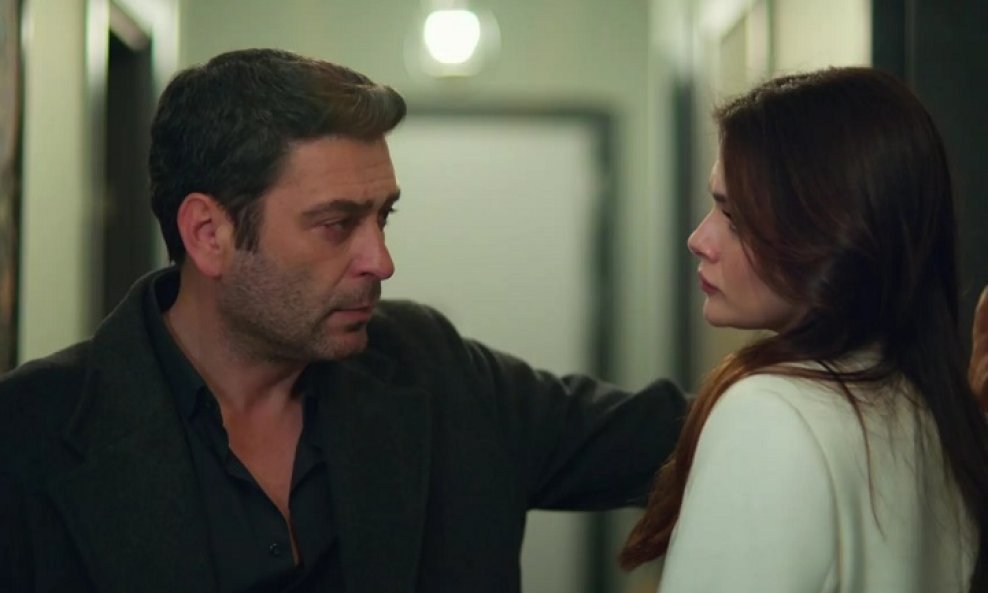 Serija 'Daleki grad'