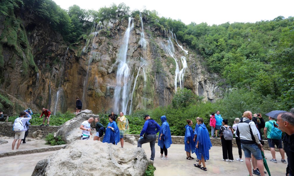 Turisti (Plitvička jezera)