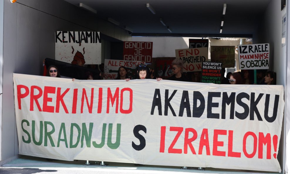 Prosvjed studenata Fakulteta političkih znanosti protiv gostovanja Idde Netanyahua