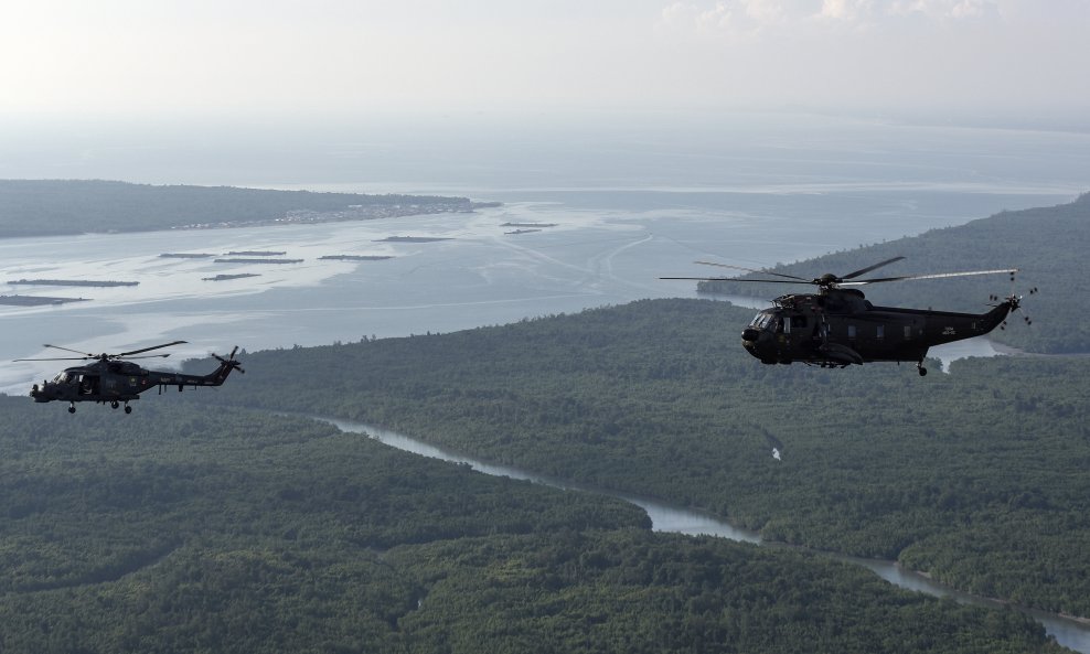 Patrola iznad Malajskog tjesnaca