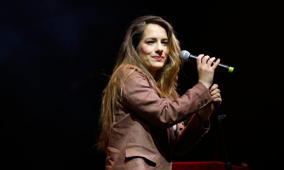 Ana Uršula Najev