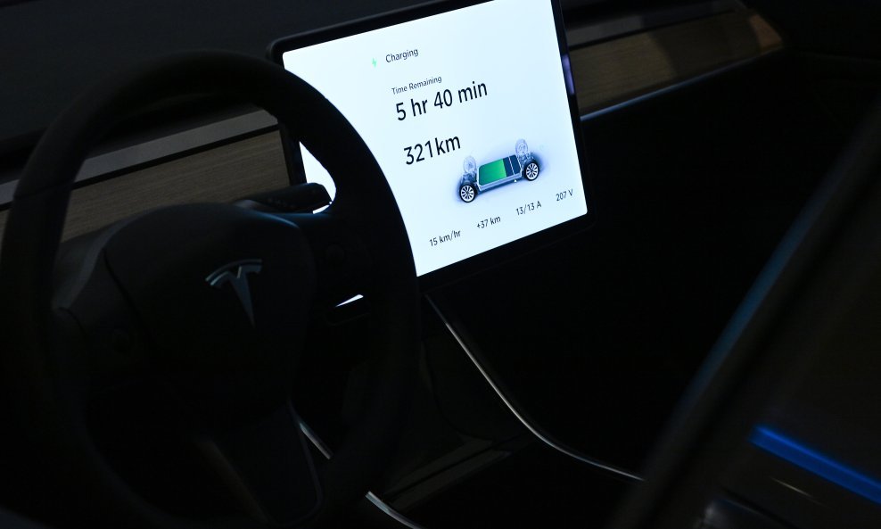 Unutrašnjost automobila (ilustracija)