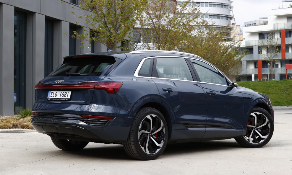 Audi Q8 e-tron
