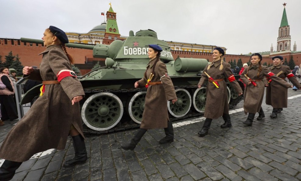Parada u Moskvi