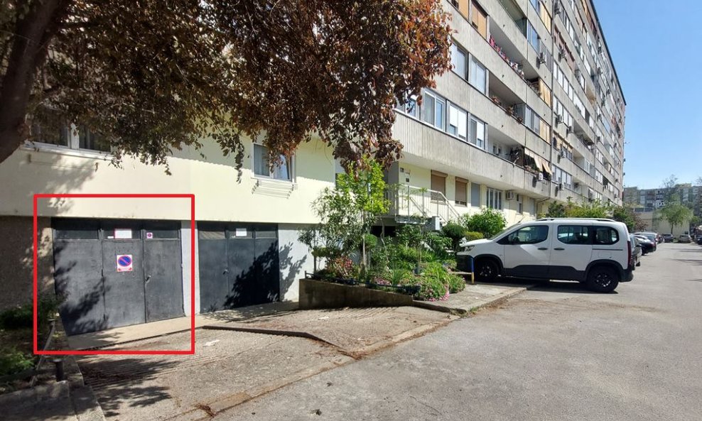 Garaža u Kikićevoj ulici u Zagrebu