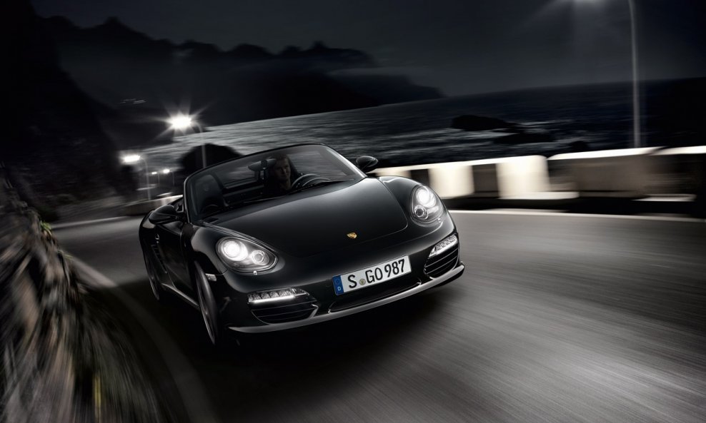 01-2012-porsche-boxster-s-black-edition