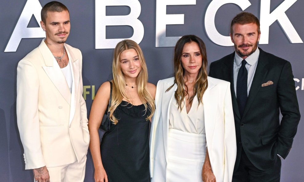 Romeo Beckham, Harper Beckham, Victoria Beckham i David Beckham